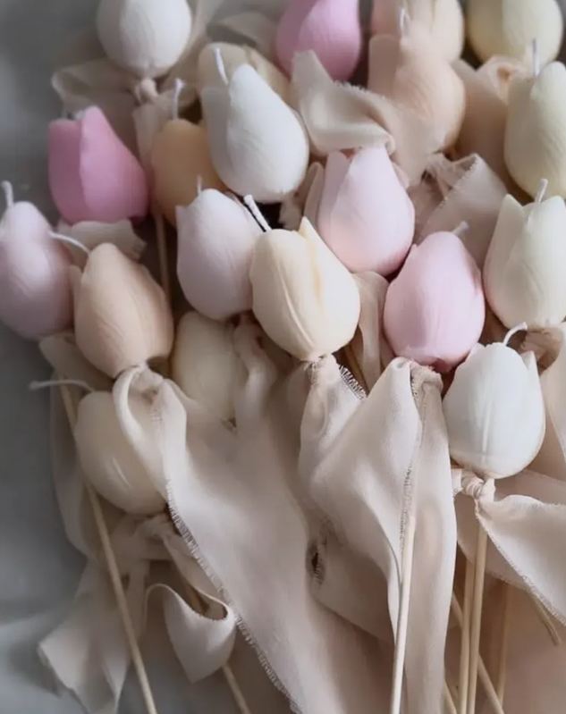 Ramo de tulipanes de cera
